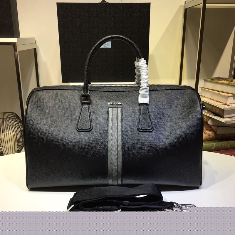 Pra*a travel bags